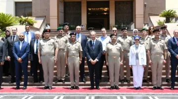 القوات المسلحة ووزارة الاتصالات تنظم ورشة تعريفية لمبادرة معهد تكنولوجيا المعلومات لتأهيل المجندين.
