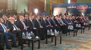 انطلاق النسخة الخامسة من مؤتمر «أخبار اليوم العقاري» بحضور مجموعة من الشخصيات البارزة.