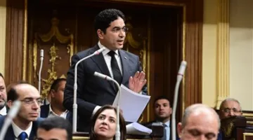 النائب ضياء الدين داوود يرفض ميزانية الدولة: الحكومة تواصل إدارة الصفقات دون خفض حقيقي للدين العام.