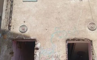 بعد ساعات من عمليات الإنقاذ.. استخراج جثة فتاة من تحت أنقاض المنزل المنهار في قنا