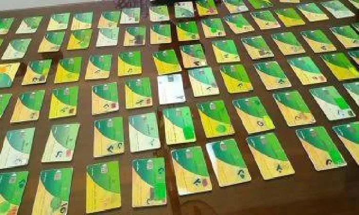 البحيرة: اعتقال صاحب مخبز بتهمة استخدام 114 بطاقة تموينية للاستيلاء على الدعم في كفر الدوار البحيرة: اعتقال صاحب مخبز بتهمة استخدام 114 بطاقة تموينية للاستيلاء على الدعم في كفر الدوار