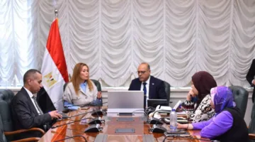 وزير العمل يناقش مع المدير التنفيذي للأكاديمية الوطنية للتدريب آليات تعزيز التعاون في القضايا المشتركة