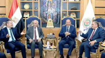 رئيس جامعة كفر الشيخ يشارك في تدشين قمة الجامعات الإقليمية في دلتا مصر حول الاستدامة