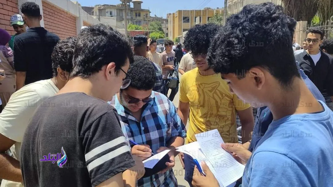 لا تجعلوا أولادكم أهدافًا مؤجلة.. نصيحة من استشاري نفسي لأولياء أمور طلاب المرحلة الثانوية