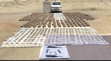مقتل اثنين من العناصر الإجرامية الخطيرة بعد اشتباك مسلح مع قوات الشرطة في منطقة صحراوية.