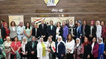 المجلس القومي للمرأة يعقد اجتماعًا تنسيقيًا مع محافظة القاهرة في إطار مبادرة ‘بالوعي نحميها’