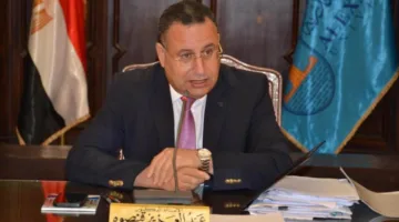 رئيس جامعة الإسكندرية يهنئ نظيره في الجامعة البريطانية بمناسبة حصوله على وسام الشرف الملكي من بريطانيا