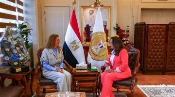 وزيرة التنمية المحلية تلتقي المدير التنفيذي للأكاديمية الوطنية للتدريب
