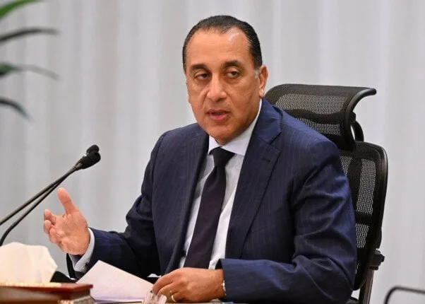 «الحكومة»: مخزون السلع لدينا مُطمئن ولا نية لإيقاف المشاريع القومية الحالية. «الحكومة»: مخزون السلع لدينا مُطمئن ولا نية لإيقاف المشاريع القومية الحالية.