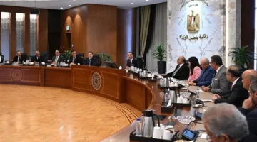 مدبولي: مراقبة عمليات بيع العقارات بالخارج نقدًا من دون دخولها النظام المصرفي