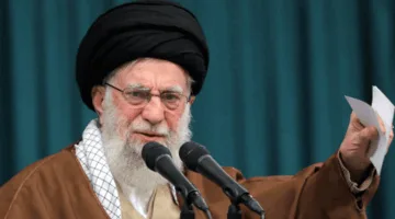 دور خامنئي في إنهاء النزاع!