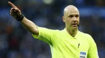 طاقم تحكيم إنجليزي لمباراة الأهلي ضد بالميراس البرازيلي في بطولة كأس العالم للأندية