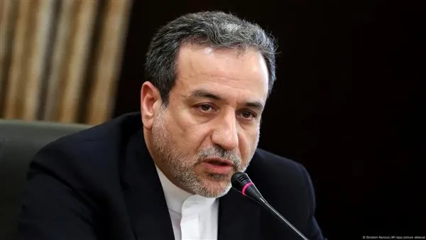 وزير الخارجية الإيراني: مكالمة هاتفية من ترامب لنتنياهو قد تنهي الصراع وزير الخارجية الإيراني: مكالمة هاتفية من ترامب لنتنياهو قد تنهي الصراع