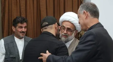 بموجب رعاية السيد علي فضل الله، تم التوصل اليوم إلى اتفاق مصالحة بين سماحة الشيخ ياسر عودة ومختار الباشورة محمد شحرور.