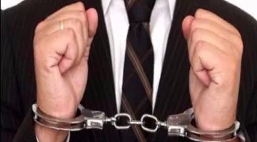 احتجاز مفتش مالي في مجلس مدينة إبشواي لمدة 4 أيام بتهمة التشهير عبر فيسبوك