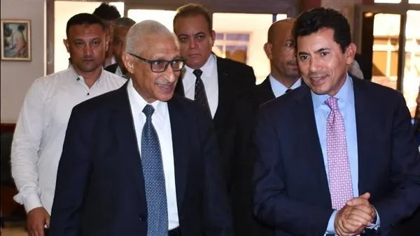 وزير الشباب والرياضة ومحافظ شمال سيناء يشاركان في الجلسة الحوارية الرابعة