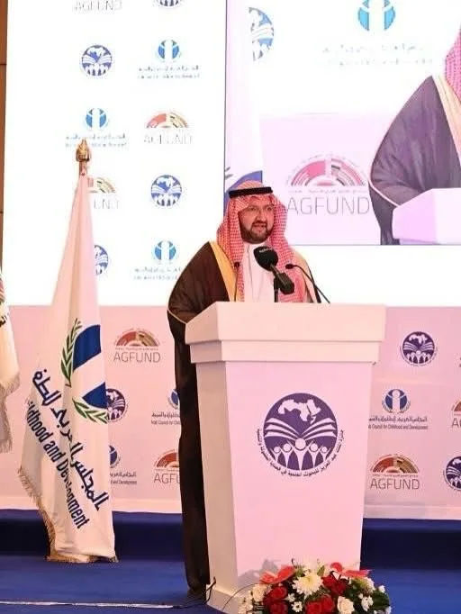 رئيس المجلس العربي للطفولة والتنمية: ضرورة تحليل تأثيرات جائحة كورونا وتحويلها إلى فرصة للتغيير. رئيس المجلس العربي للطفولة والتنمية: ضرورة تحليل تأثيرات جائحة كورونا وتحويلها إلى فرصة للتغيير.