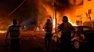الحرس الثوري يوجه تحذيراً للإسرائيليين ويدعوهم لمغادرة الأراضي المحتلة على الفور.