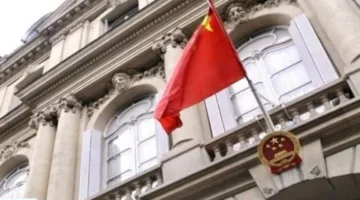 سفارة الصين في تل أبيب تحث رعاياها على مغادرة إسرائيل بسرعة