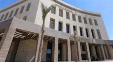 غرفة العمليات الوزارية تراقب وصول صناديق أسئلة امتحان اللغة الأجنبية الثانية للثانوية العامة إلى مراكز الامتحان