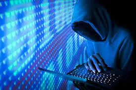 غرامات ضخمة.. قانون الإنترنت يلاحق مجرمي الفضاء الرقمي في مصر