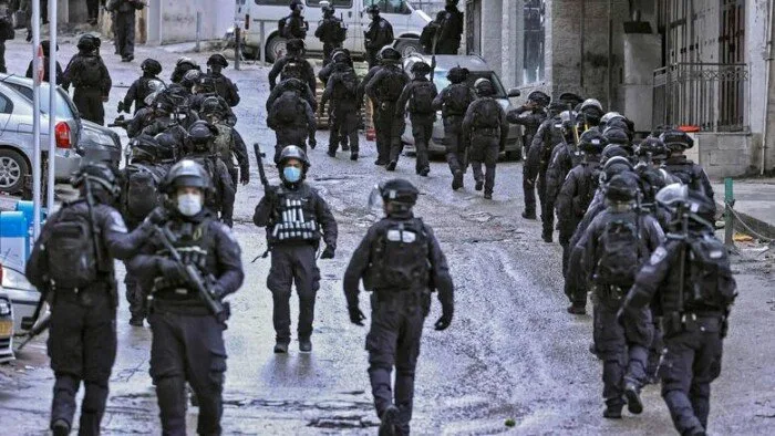 بسبب عدم كشف الحقيقة.. إسرائيل تعتقل أفراداً ينظمون بثاً مباشراً من حيفا بسبب عدم كشف الحقيقة.. إسرائيل تعتقل أفراداً ينظمون بثاً مباشراً من حيفا