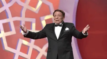 عادل إمام يستقبل تركي آل الشيخ في منزله: “نتمنى لك السعادة في مصر”