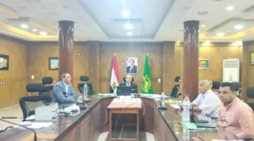 مدير تعليم القليوبية يزور غرفة عمليات الثانوية العامة: الأوضاع هادئة ولا توجد شكاوى حتى الآن