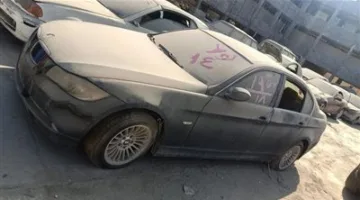 20 مليون جنيه من عائدات مزاد بيع السيارات وبضائع مهملة في جمارك الإسكندرية