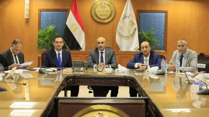 بمراقبة كاميرات المراقبة.. وزير التعليم يراقب امتحانات الثانوية العامة 2025 بمراقبة كاميرات المراقبة.. وزير التعليم يراقب امتحانات الثانوية العامة 2025