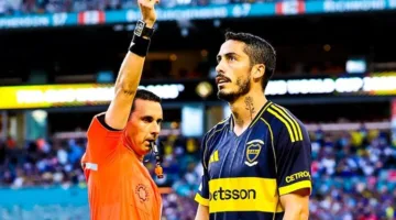أهمها لاعب مانشستر يونايتد السابق.. ثلاث حالات طرد في مباراة قمة بوكا وبنفيكا