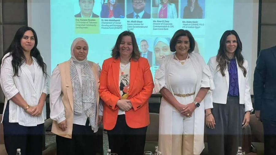 مي عبد الحميد: المبادرة الرئاسية “سكن لكل المصريين” ساهمت في رفع مستوى معيشة المواطنين المستفيدين. مي عبد الحميد: المبادرة الرئاسية “سكن لكل المصريين” ساهمت في رفع مستوى معيشة المواطنين المستفيدين.