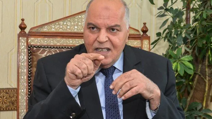 نقيب المعلمين يعلن عن صرف 3000 جنيه للمراقبين المصابين في حوادث السير بأسيوط وقنا نقيب المعلمين يعلن عن صرف 3000 جنيه للمراقبين المصابين في حوادث السير بأسيوط وقنا