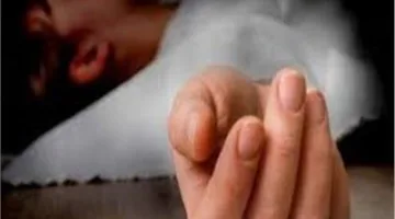 مأساة في التجمع الأول: رجل يعتدي على زوجته بسكين أمام أطفاله داخل سيارة أجرة بسبب خلاف عائلي