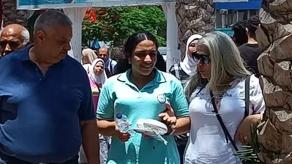 طلاب الثانوية العامة في الغربية يتحدثون عن اختبار اللغة الألمانية: كان يتطلب تركيزًا عالياً. طلاب الثانوية العامة في الغربية يتحدثون عن اختبار اللغة الألمانية: كان يتطلب تركيزًا عالياً.