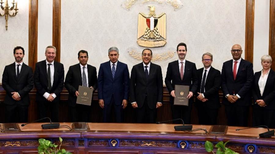 مدبولي يشهد توقيع اتفاقية لتعزيز الاستثمارات الفندقية والسكنية ذات العلامات التجارية في مصر مدبولي يشهد توقيع اتفاقية لتعزيز الاستثمارات الفندقية والسكنية ذات العلامات التجارية في مصر