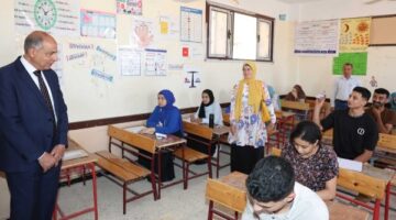 في اليوم الثاني من امتحانات الثانوية العامة.. اللغة الأجنبية الثانية تدخل الفرح على وجوه الطلاب في المحافظات