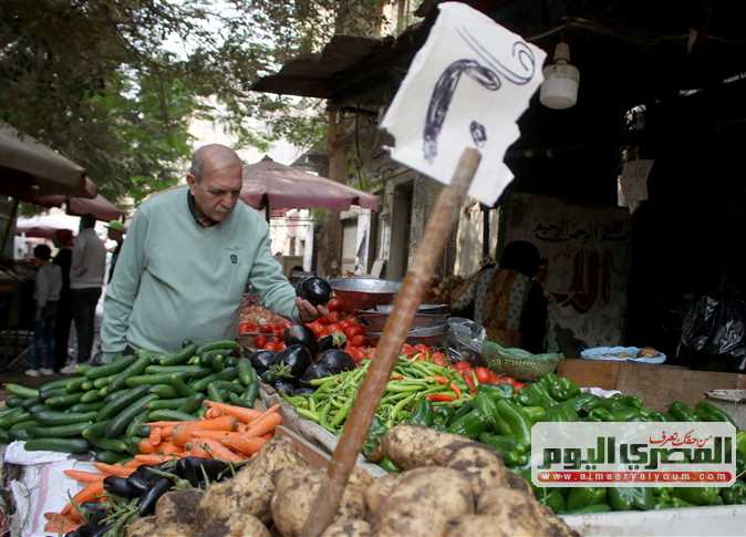 أسعار الخضروات والفواكه في سوق العبور اليوم الثلاثاء: الليمون بـ40 جنيه أسعار الخضروات والفواكه في سوق العبور اليوم الثلاثاء: الليمون بـ40 جنيه
