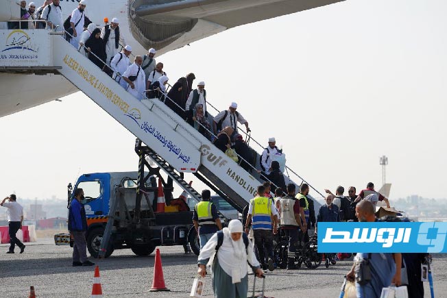 وصول الفوج الثاني من الحجاج العائدين من الأراضي المقدسة إلى مطار معيتيقة، 17 يونيو 2025. (مركز طب الطوارئ)