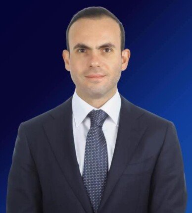 أبو باشا يتولى رئاسة جمعية شباب الأعمال وصالح يشغل منصب الأمين العام. أبو باشا يتولى رئاسة جمعية شباب الأعمال وصالح يشغل منصب الأمين العام.