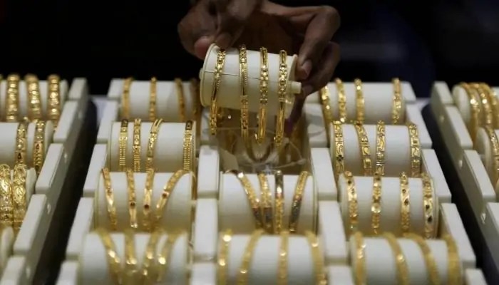 أسعار الذهب في السودان بتاريخ 17 يونيو 2025: زيادة بقيمة 50 جنيهًا لعيار 21 و24 أسعار الذهب في السودان بتاريخ 17 يونيو 2025: زيادة بقيمة 50 جنيهًا لعيار 21 و24