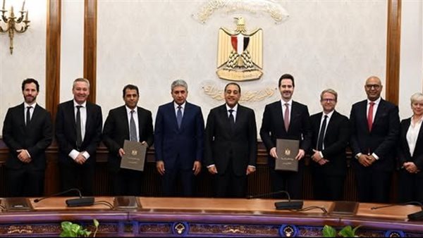 رئيس الوزراء يحضر توقيع اتفاقية تعاون بين شركة أدد العقارية ومجموعة فنادق حياة العالمية رئيس الوزراء يحضر توقيع اتفاقية تعاون بين شركة أدد العقارية ومجموعة فنادق حياة العالمية