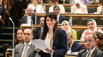 المشاط أمام مجلس النواب: استهداف نمو بنسبة 4.5% و327 مليار جنيه للقطاعين التعليمي والصحي في ميزانية 2025/2026.