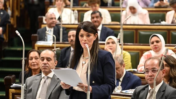 المشاط أمام مجلس النواب: استهداف نمو بنسبة 4.5% و327 مليار جنيه للقطاعين التعليمي والصحي في ميزانية 2025/2026. المشاط أمام مجلس النواب: استهداف نمو بنسبة 4.5% و327 مليار جنيه للقطاعين التعليمي والصحي في ميزانية 2025/2026.