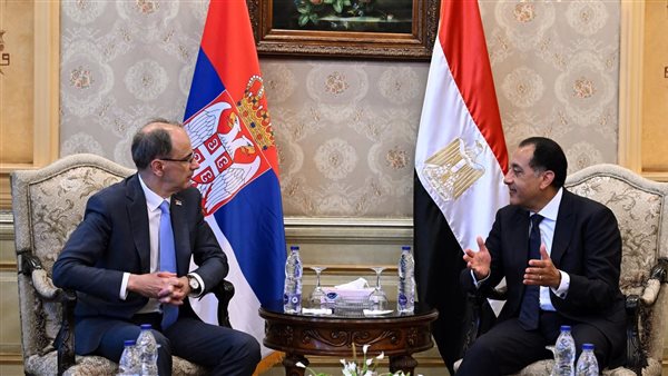 انطلاق مناقشات موسعة برئاسة رئيسي وزراء مصر وصربيا انطلاق مناقشات موسعة برئاسة رئيسي وزراء مصر وصربيا