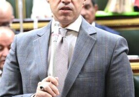 وزير المجالس النيابية: نحن ملتزمون بتخصيص الموازنة العامة للقطاعات المهمة.