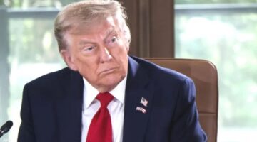 ترامب ينفي إجراء أي مفاوضات سلام مع طهران بعد الهجوم الإسرائيلي: تقارير مضللة وكاذبة وكان يجب عليهم قبول الاتفاق المعروض.
