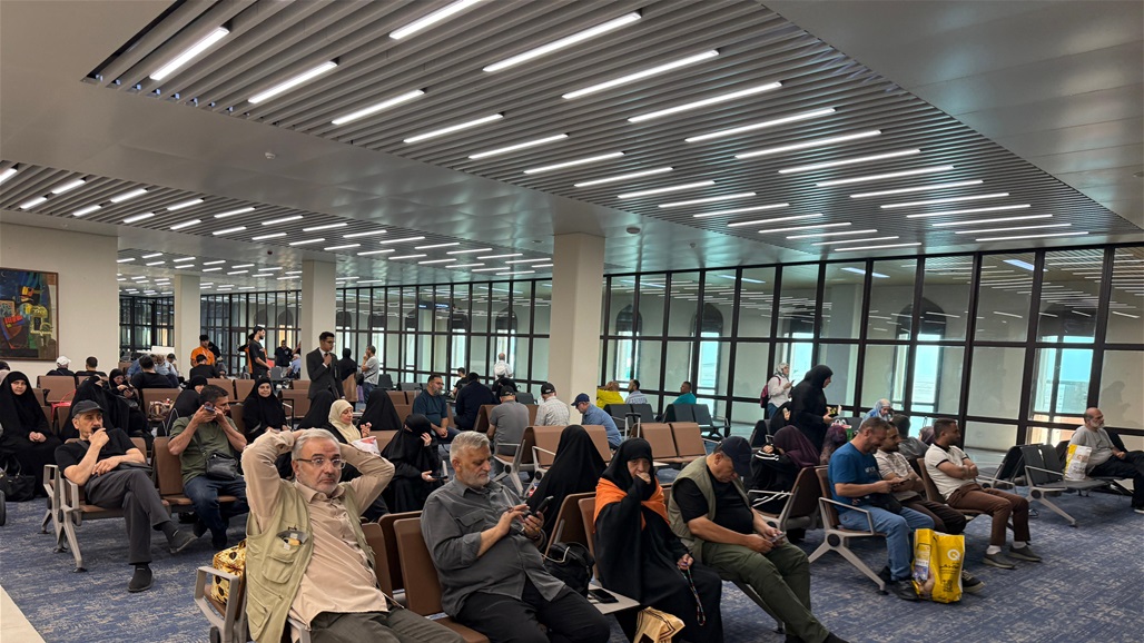مطار البصرة يستقبل رحلة من بيروت تحمل 234 عراقياً كانوا عالقين مطار البصرة يستقبل رحلة من بيروت تحمل 234 عراقياً كانوا عالقين