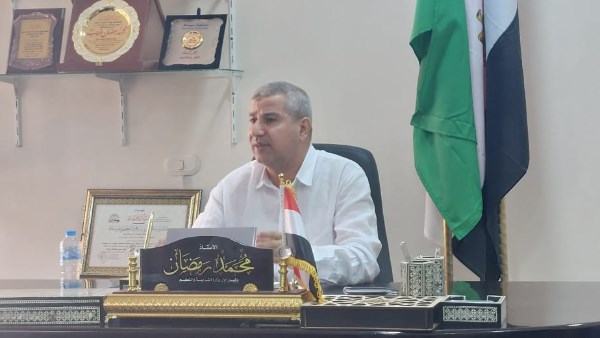 نقْل طالب إلى المستشفى بسبب تعب شديد خلال امتحانات الثانوية العامة في الشرقية يومها الثاني نقْل طالب إلى المستشفى بسبب تعب شديد خلال امتحانات الثانوية العامة في الشرقية يومها الثاني
