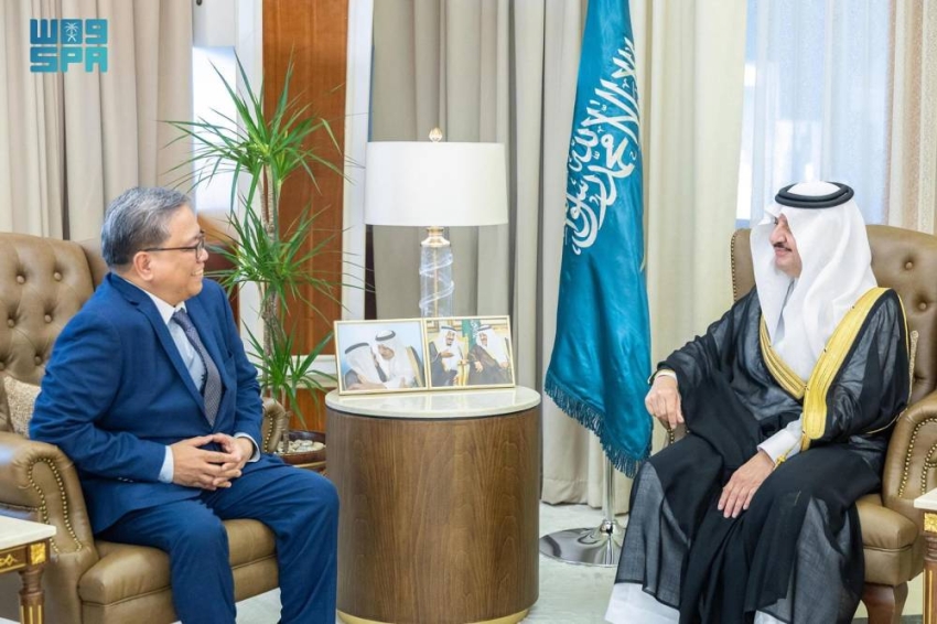 أمير المنطقة الشرقية يلتقي بالسفير الفلبيني في المملكة أمير المنطقة الشرقية يلتقي بالسفير الفلبيني في المملكة